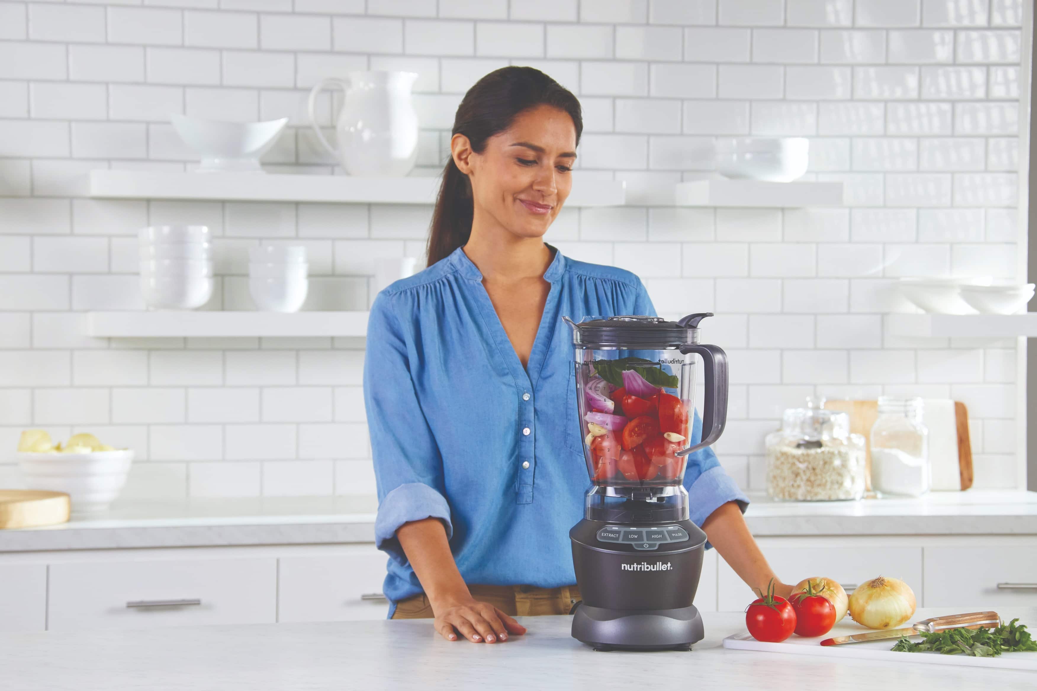 Nutribullet Blender Combo 1000W Series Blender Mixer and Smoothie Maker